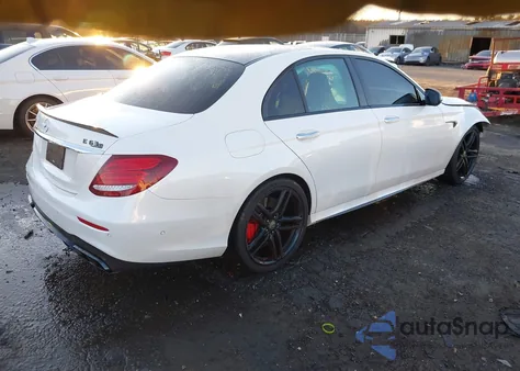 2018 Mercedes-Benz E-Class Amg E 63 S z USA, uszkodzony, nr VIN WDDZF8KB5JA380635